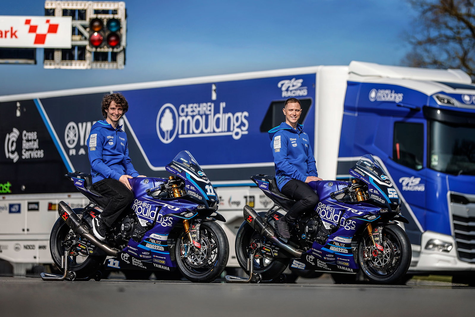 Rory Skinner, Danny Kent on 2026 Cheshire Mouldings Yamahas. Credit: TAS Racing.
