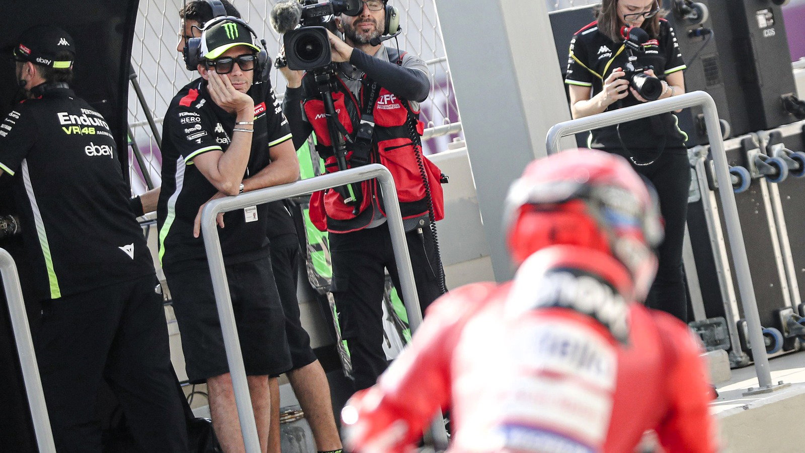 Valentino Rossi watches Marc Marquez, 2025 Qatar MotoGP.