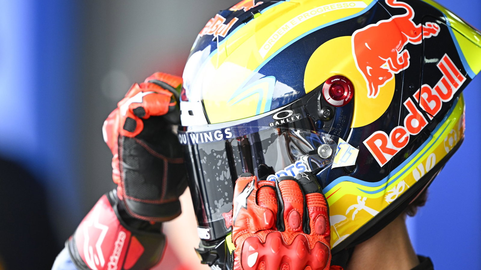 Diogo Moreira, 2026 MotoGP Thai Grand Prix, pit box. Credit: Gold and Goose.