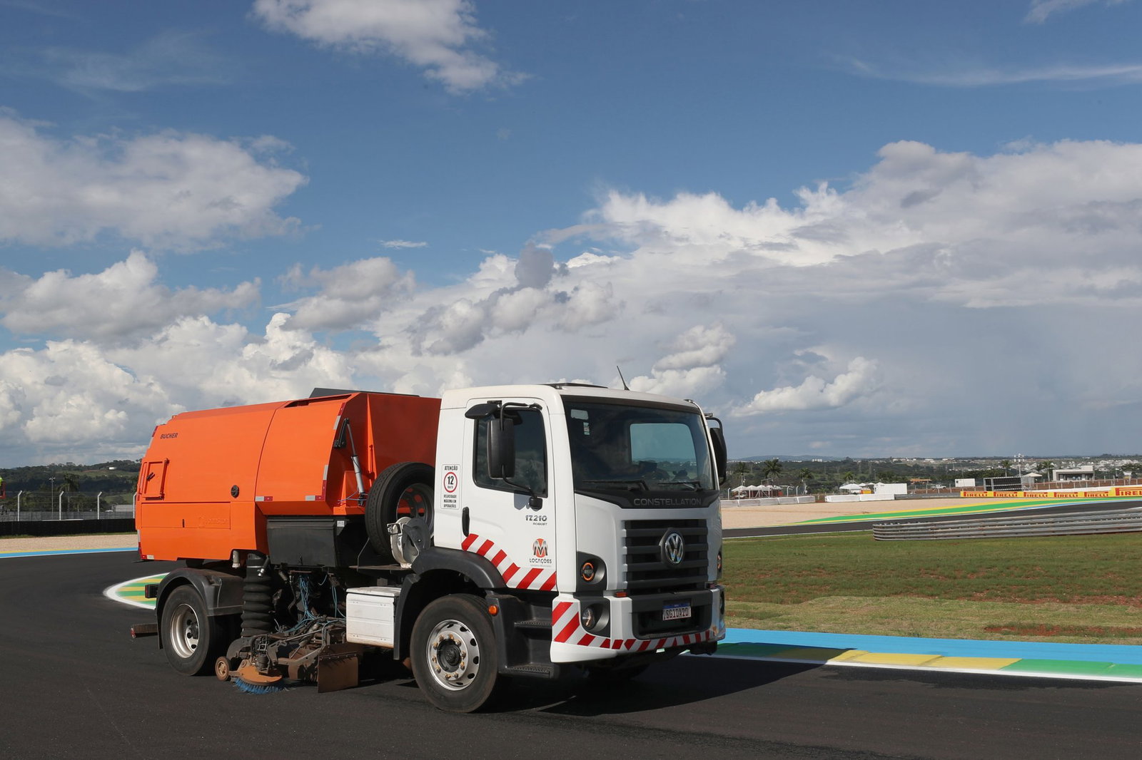 Track cleaning, 2026 Brazilian MotoGP.