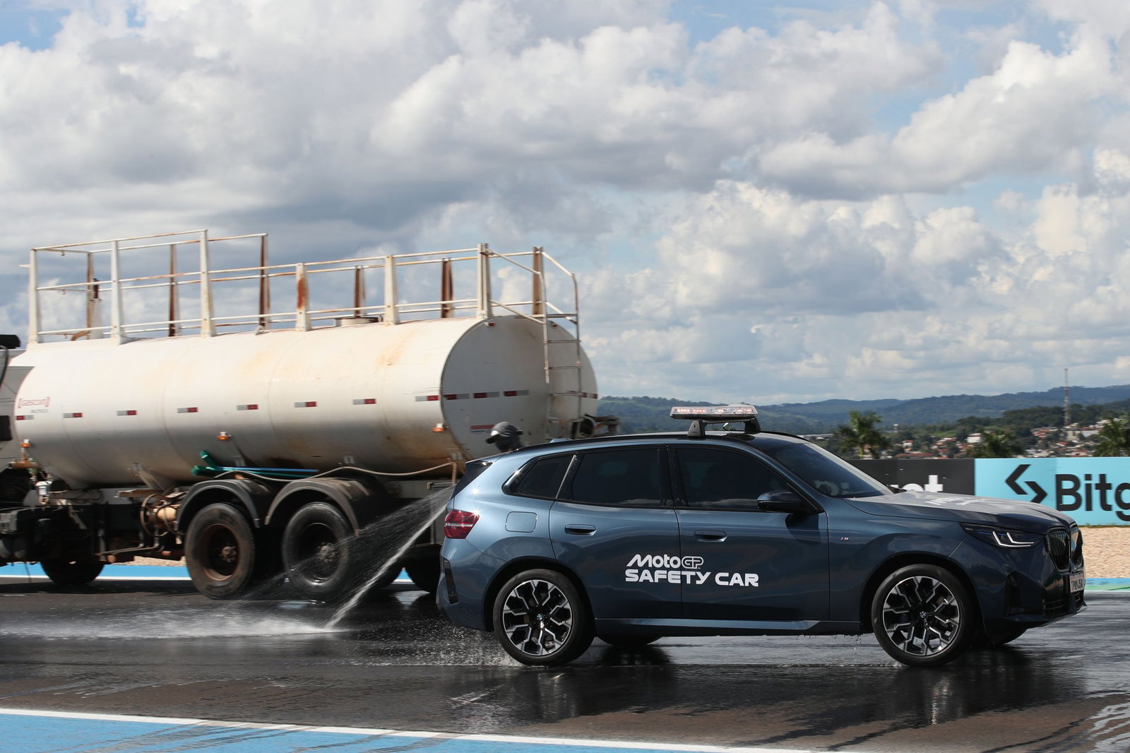 Track cleaning, 2026 Brazilian MotoGP.