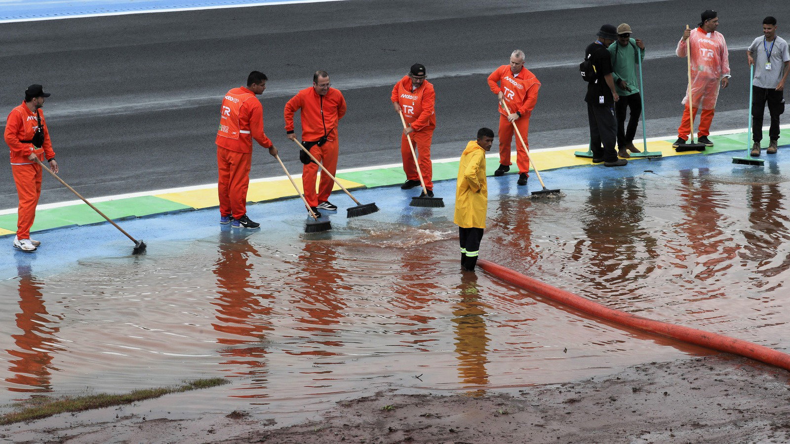 MotoGP track cleaning, Friday, 2026 Brazilian MotoGP.