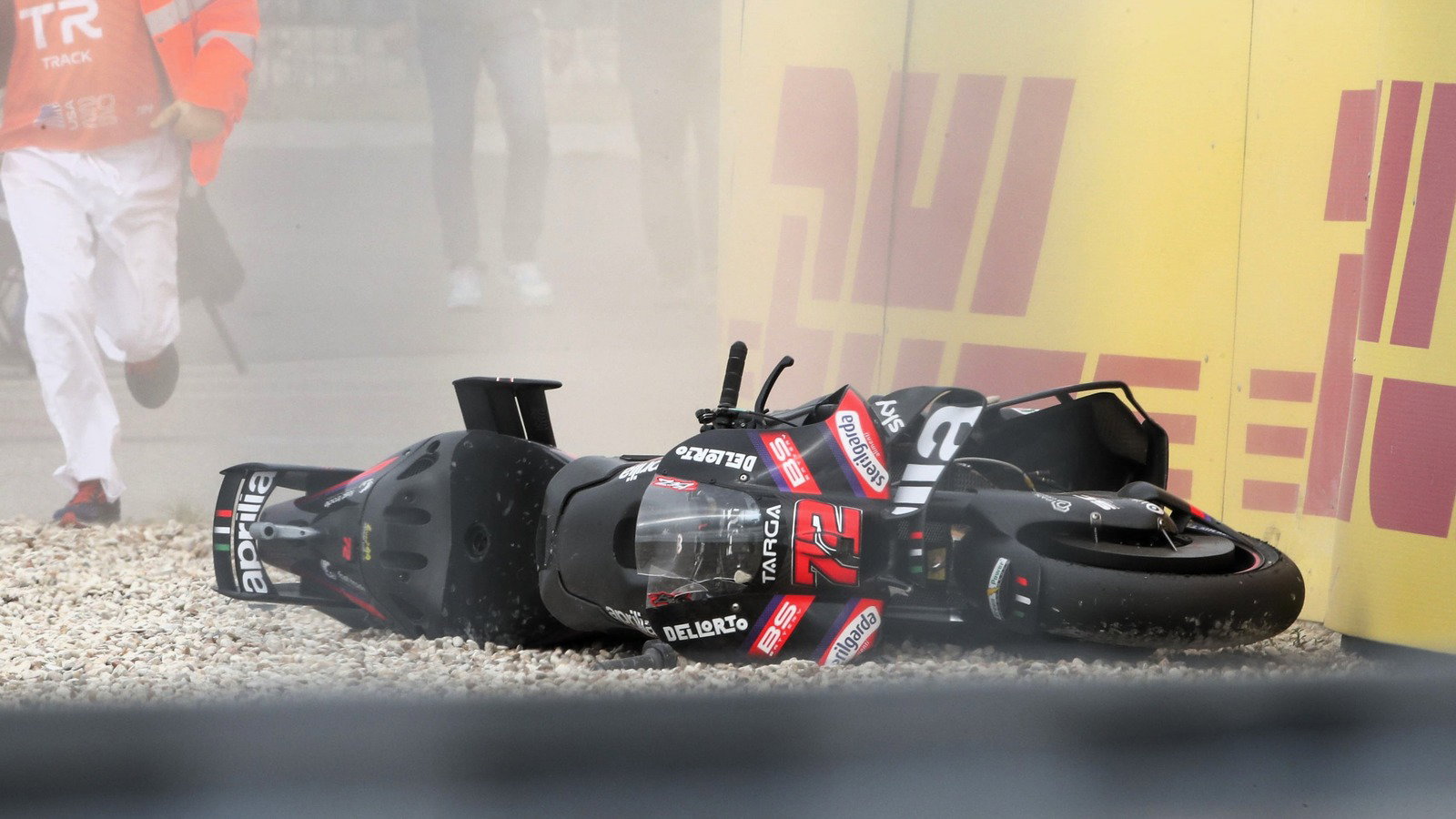 Marco Bezzecchi crashes out of US MotoGP Sprint.