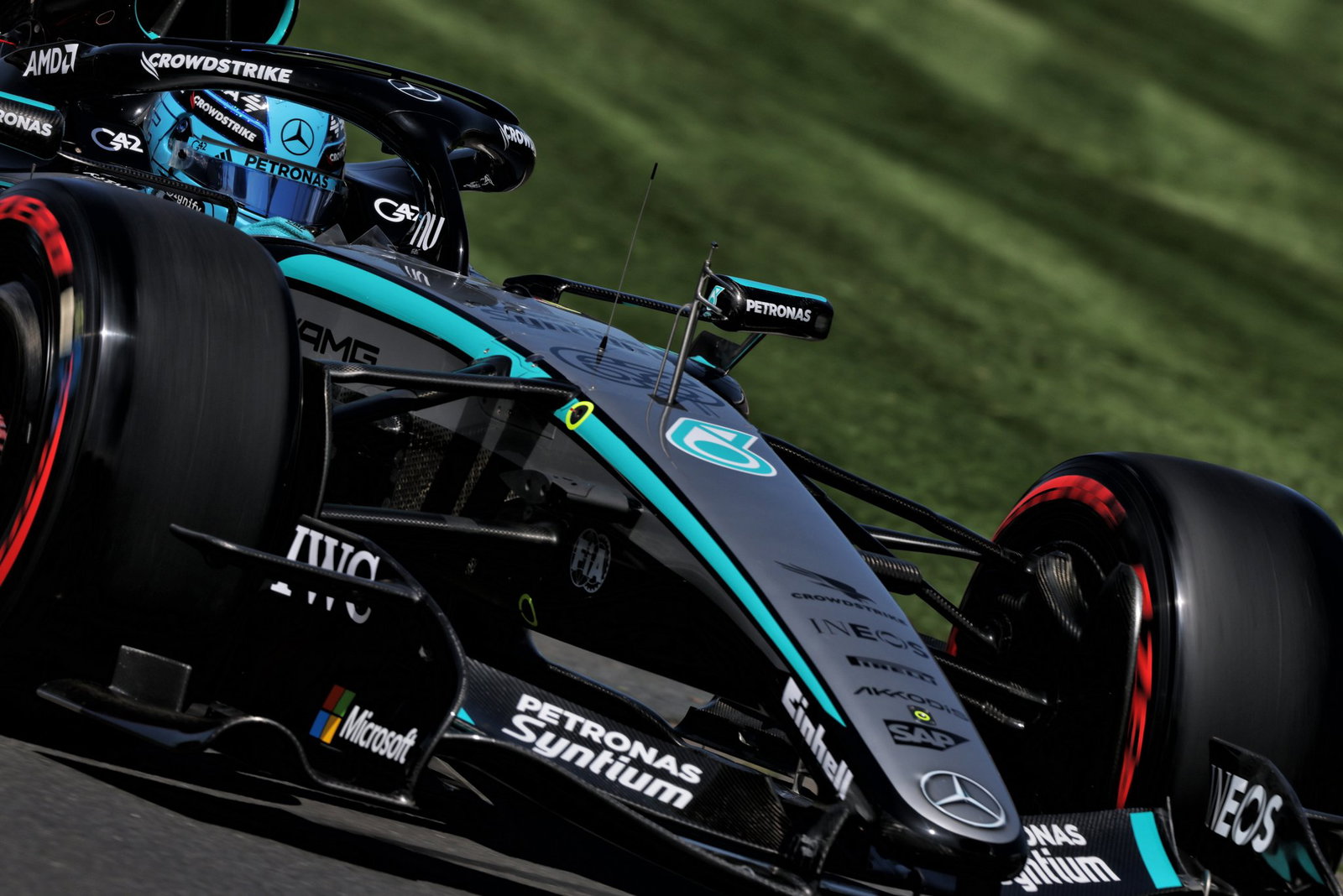 George Russell took a commanding pole in Australia 