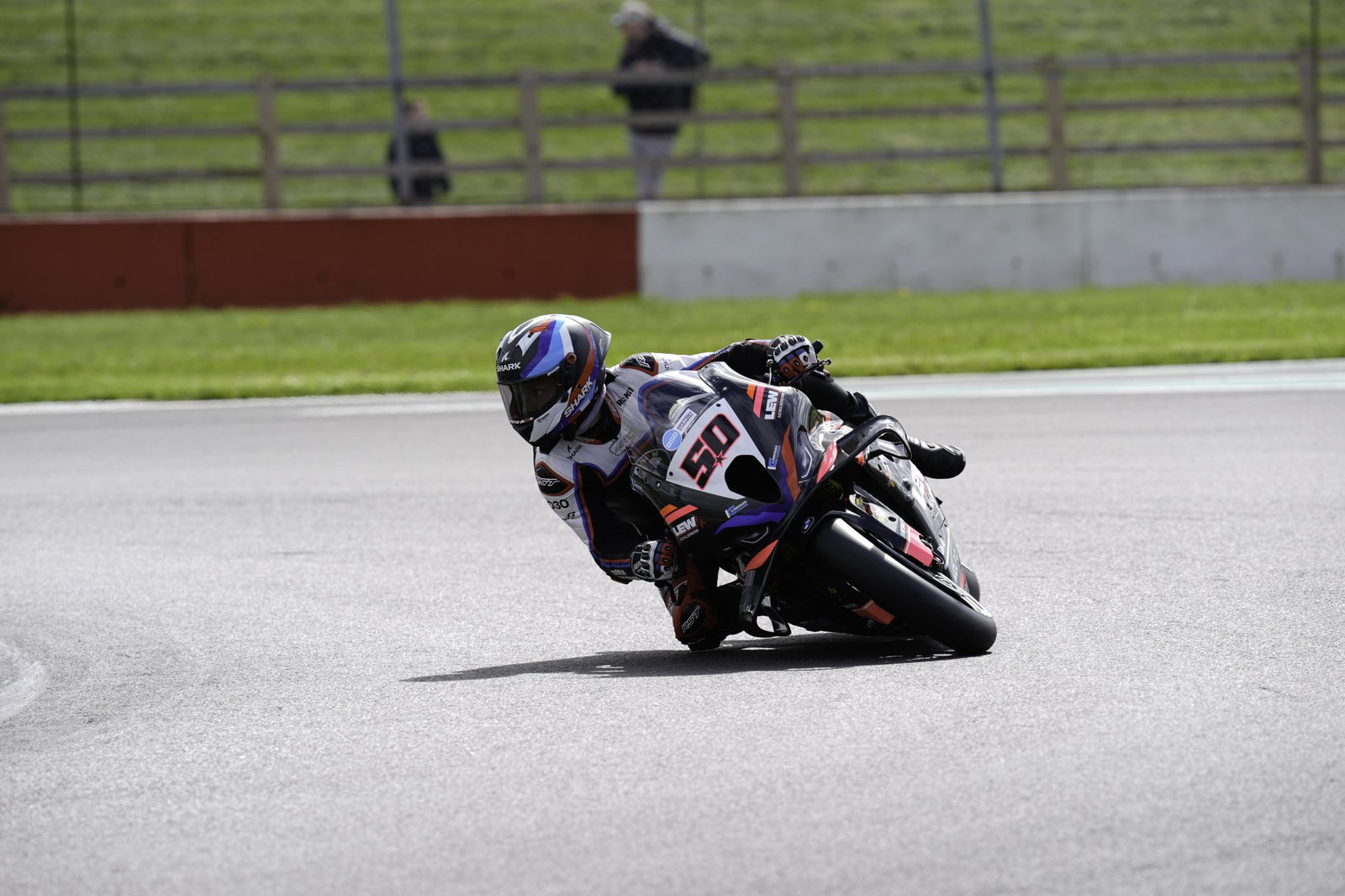 Sylvain Guintoli, 2026 Donington BSB Test. Credit: Ian Hopgood Photography.