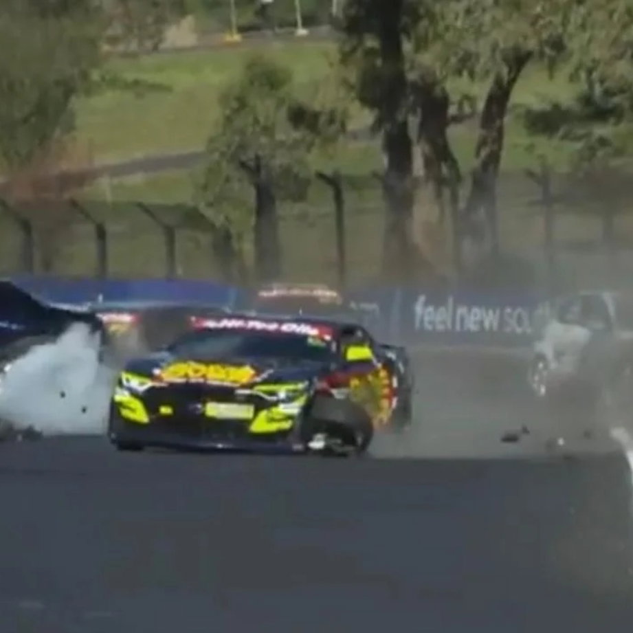 Bathurst, Denyer, Crash