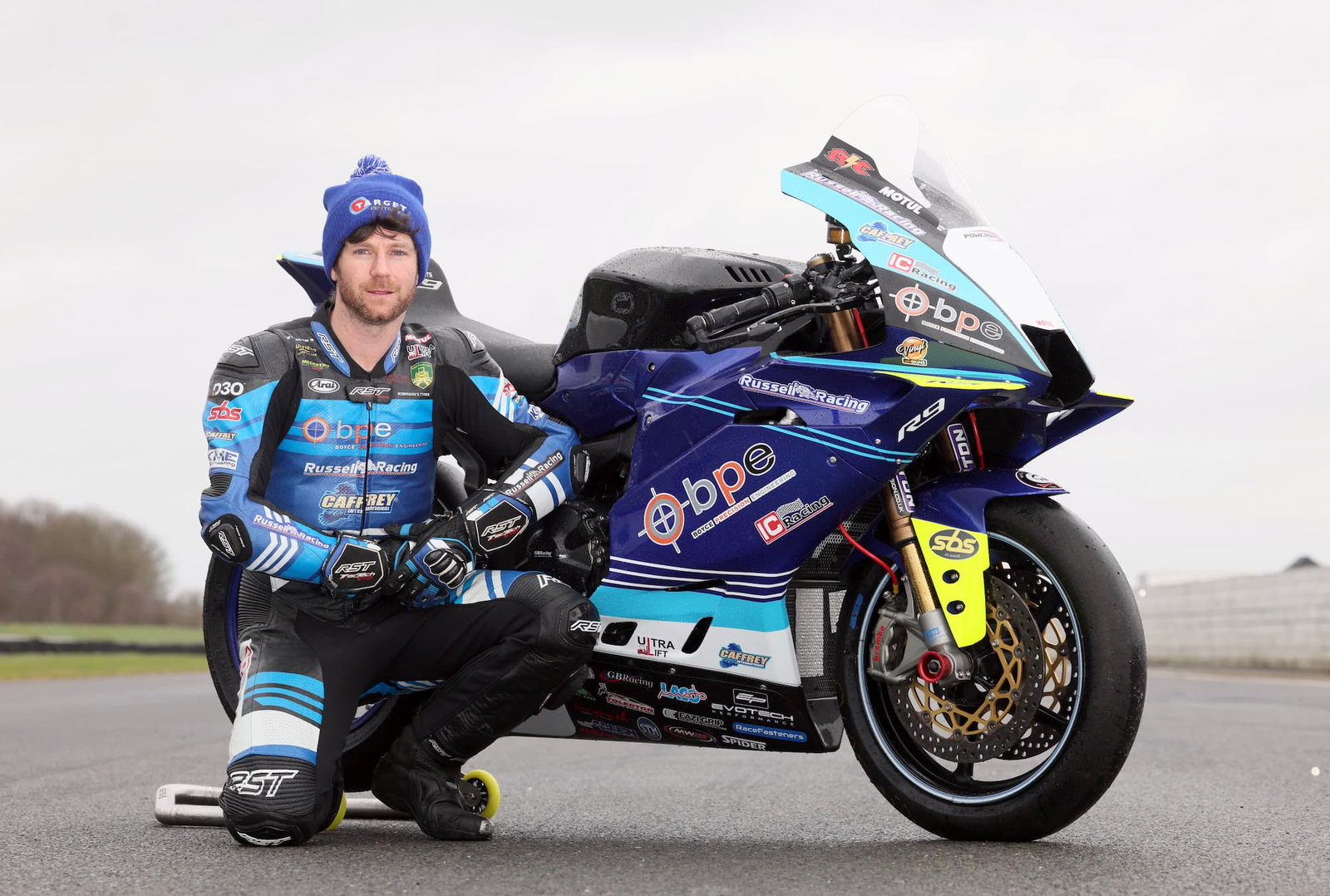 Mike Browne with 2026 Russell Racing Yamaha R9. Credit: Isle of Man TT.