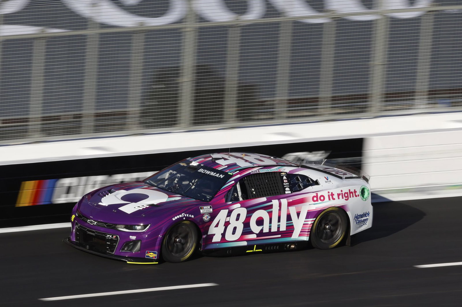 NASCAR: Alex Bowman Eager to Win Clash at Coliseum After Missing Out Last Season