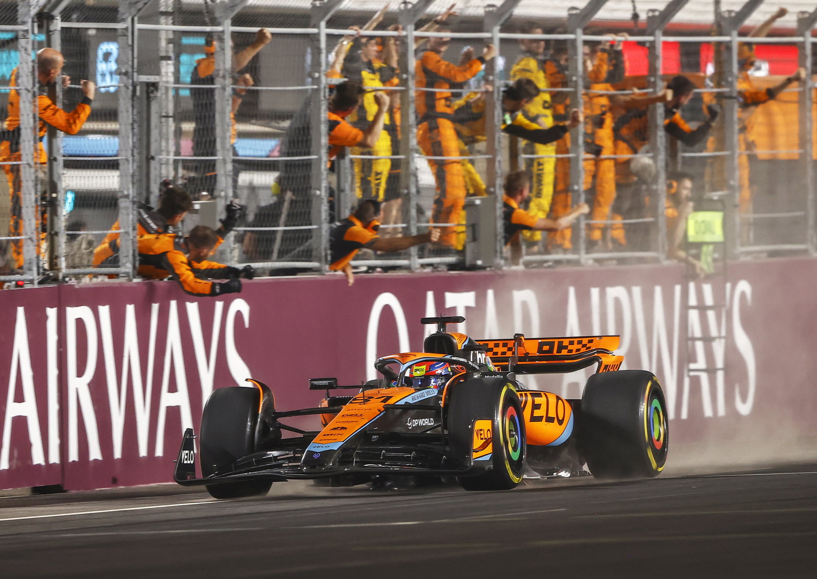 Apakah Piastri Berhasil Menggoyahkan Norris di McLaren?