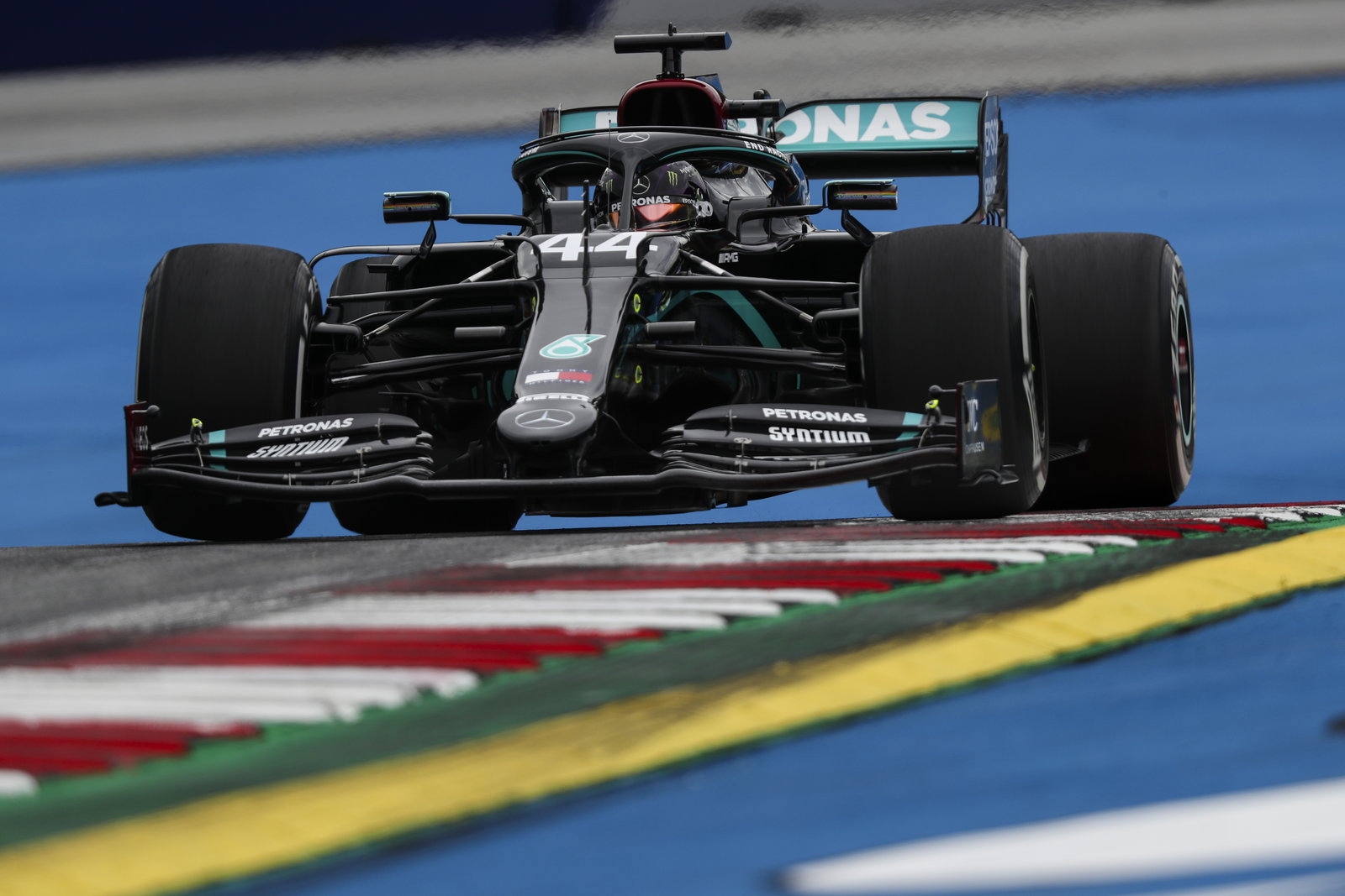 How Bottas usurped Hamilton as Ferrari suffer F1 qualifying shocker