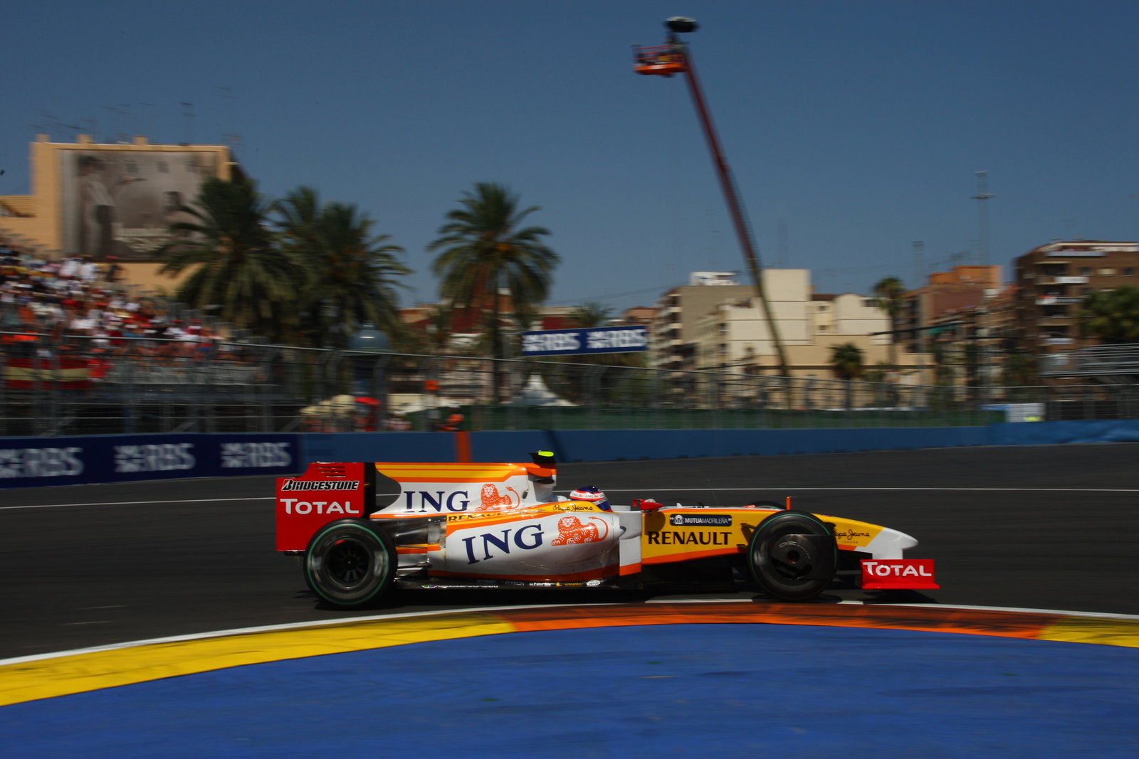 Grosjean nearly quit motorsport to become a chef after 2010 F1 snub