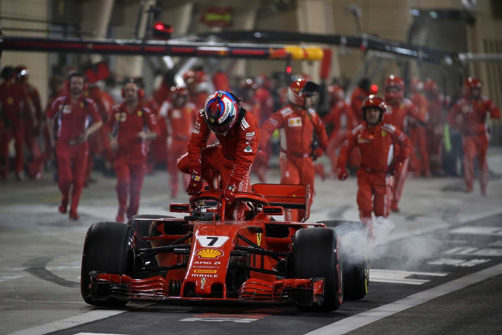 Injured Ferrari F1 mechanic returns to pit crew for 2019 season