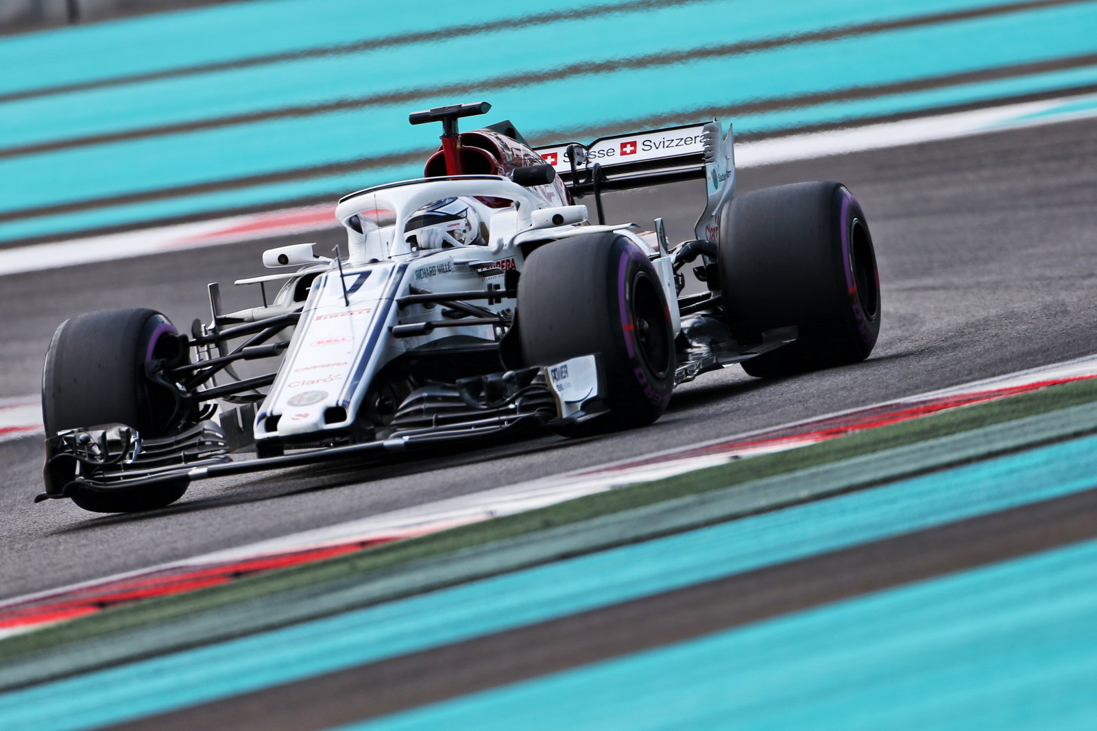 Kimi Raikkonen makes Sauber return as Abu Dhabi F1 testing commences