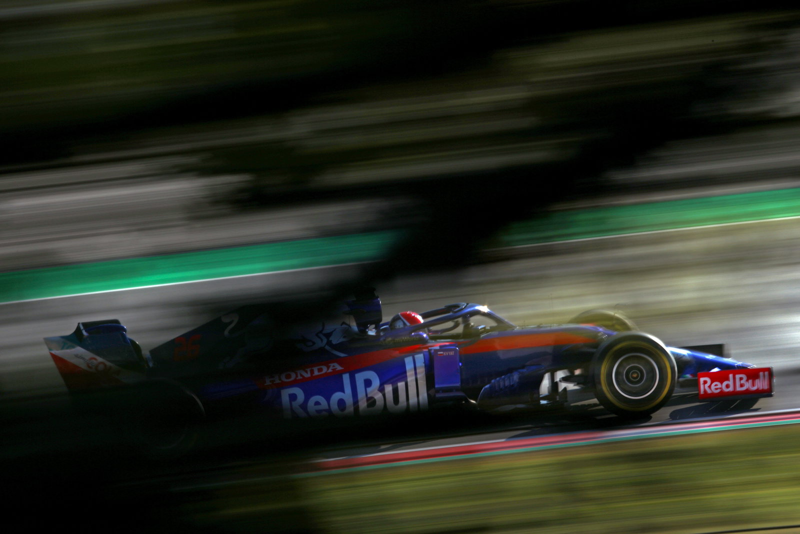 Vettel fastest for Ferrari before breaking down as F1 testing ends