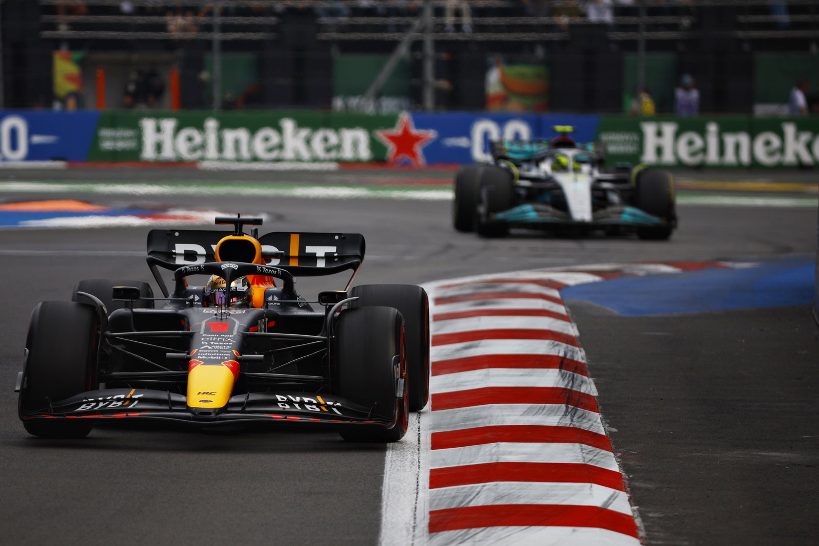 Max Verstappen can be proud of ‘amazing job’ in F1 2022, says Lewis Hamilton