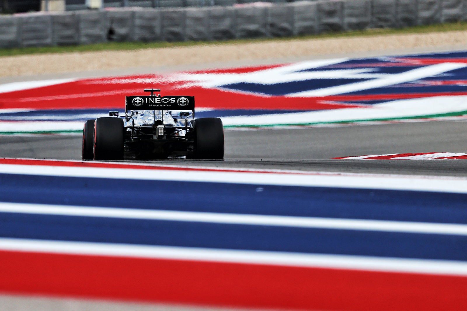 Mercedes “hanging on for dear life” amid F1 engine reliability concerns