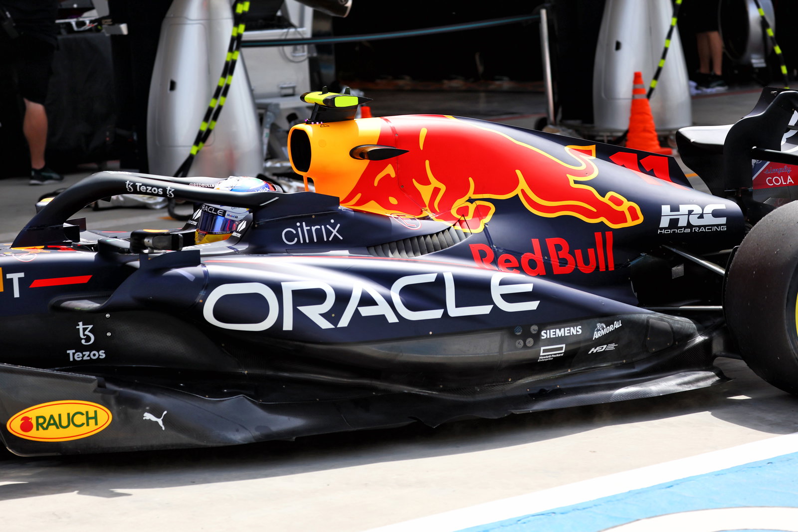 Red Bull debuts new sidepods and floor on final day of Bahrain F1 test