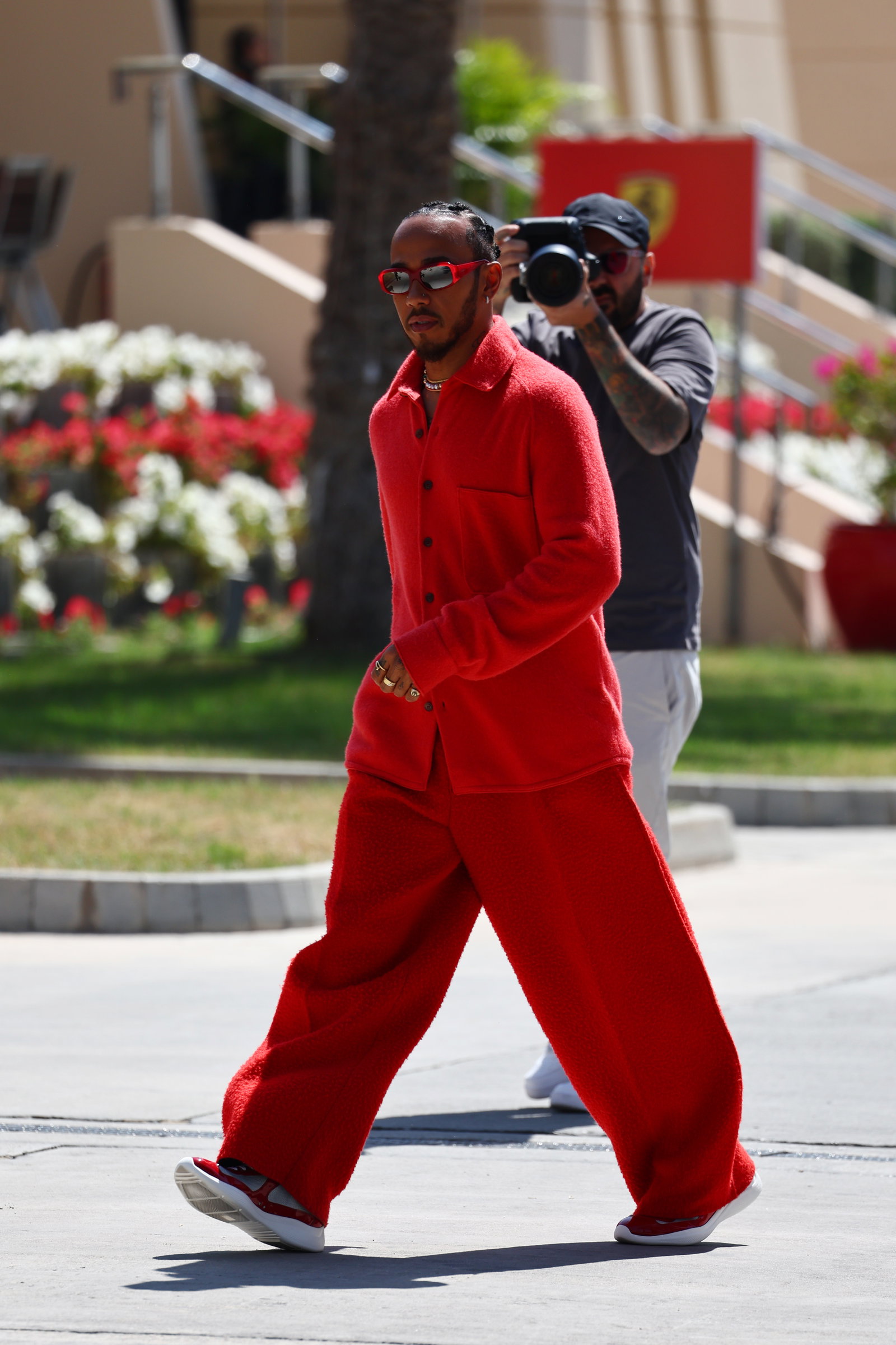 Apakah Fernando Alonso menyindir Lewis Hamilton di tengah pujian Max Verstappen?