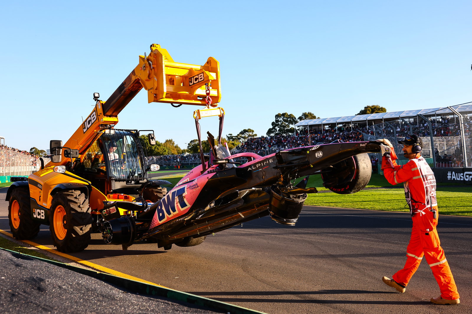Does F1 need restart rethink after Melbourne mayhem at Australian GP?
