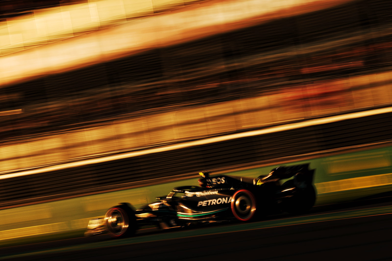 Toto Wolff reveals Mercedes' 'consistent' F1 upgrade plan but warns there's 