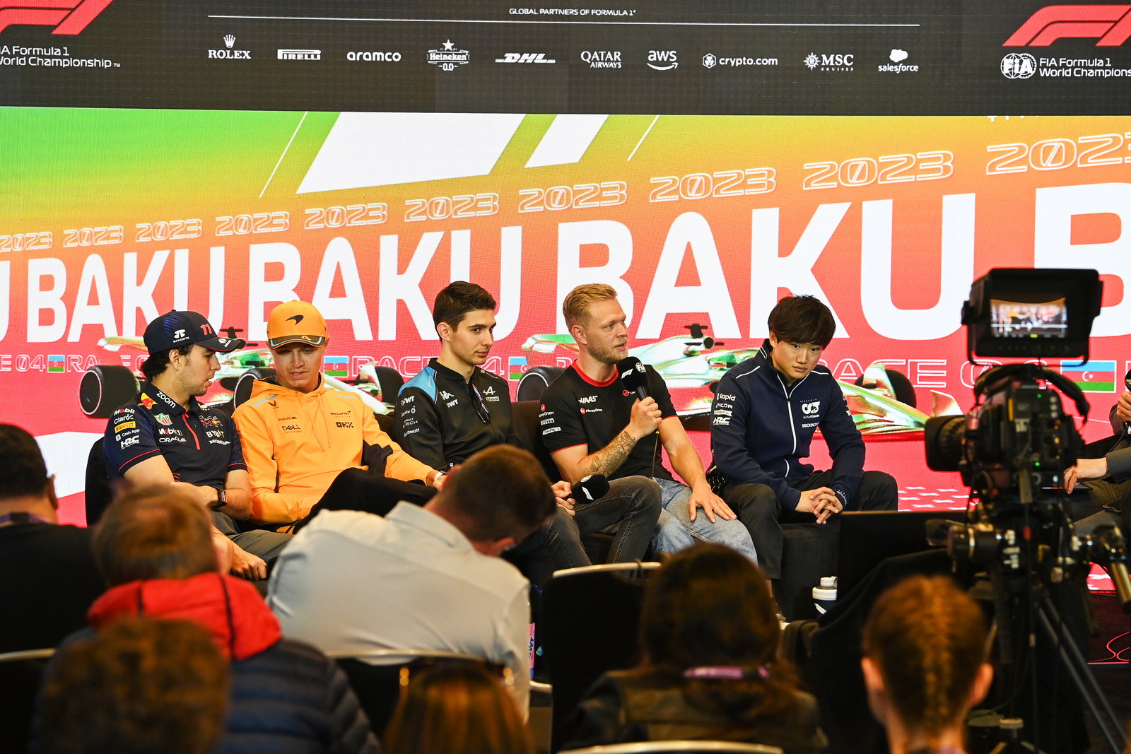 Lewis Hamilton memimpin pujian atas format sprint baru F1 yang 