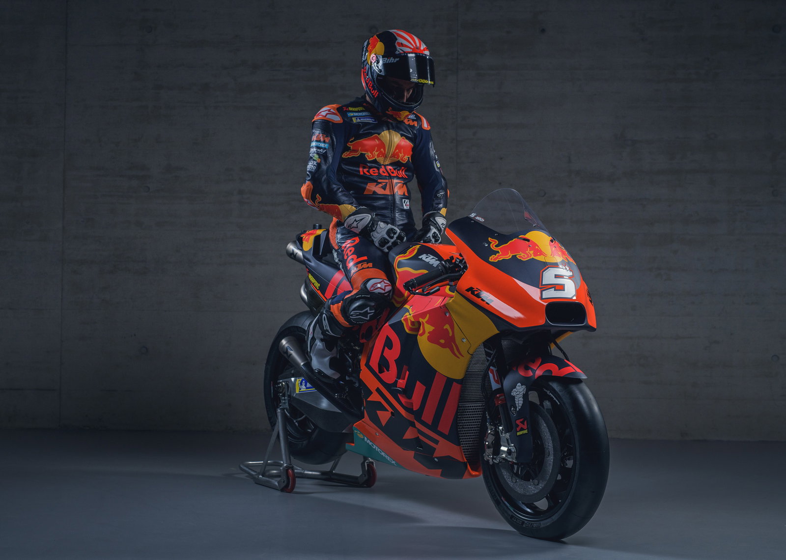 FIRST LOOK: Tech3's Red Bull KTM colours