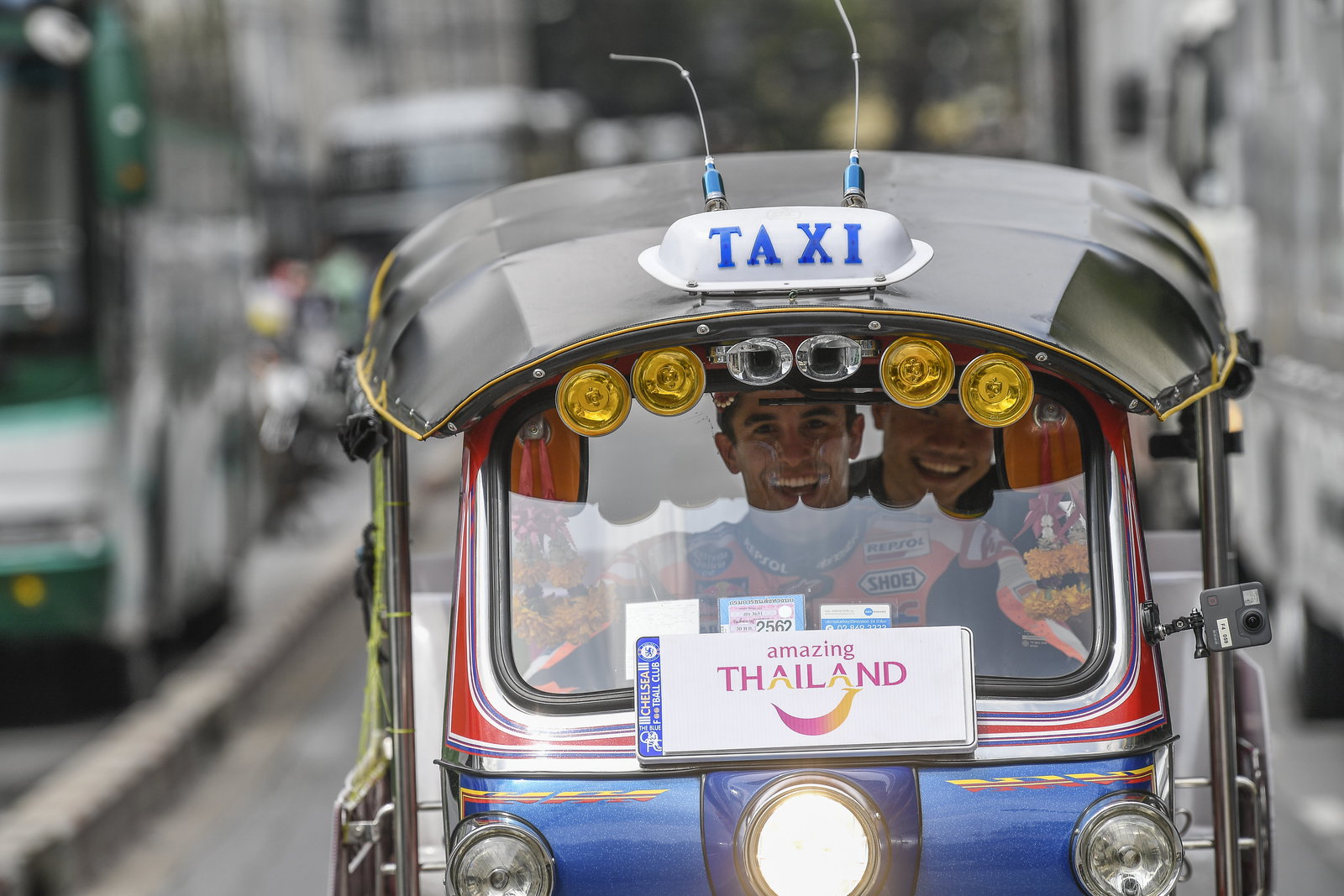 MotoGP Thailand: Marquez Tours Bangkok, Coba Tuk-Tuk!