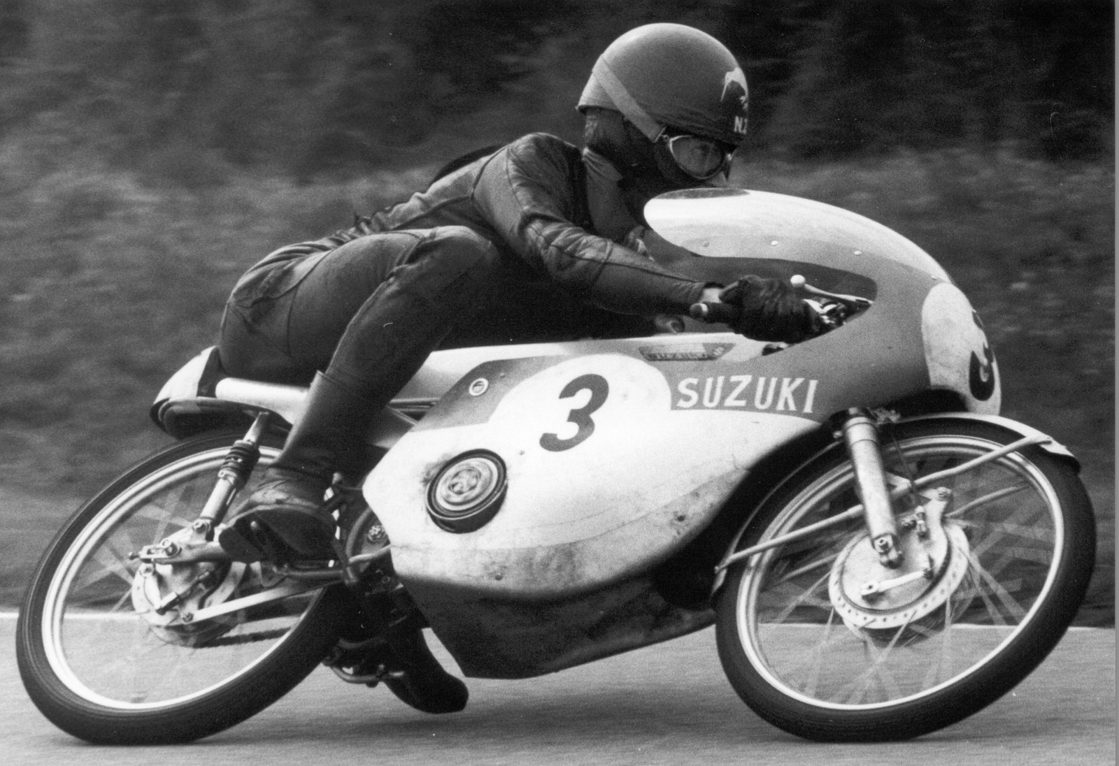 Lorenzo, Biaggi, Anderson to become MotoGP Legends