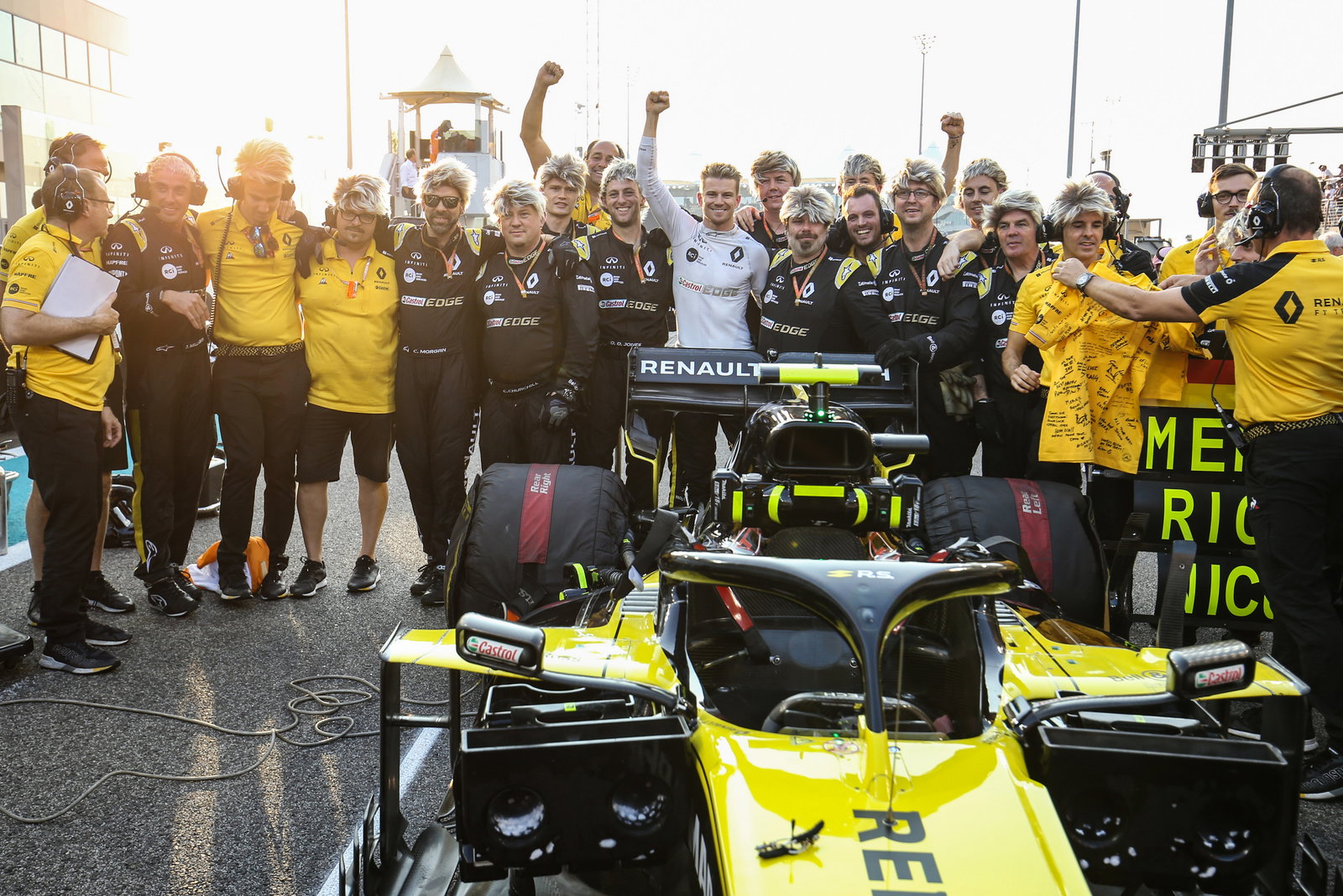 Abu Dhabi GP: Dominant Hamilton shows why he’s No.1 in 2019