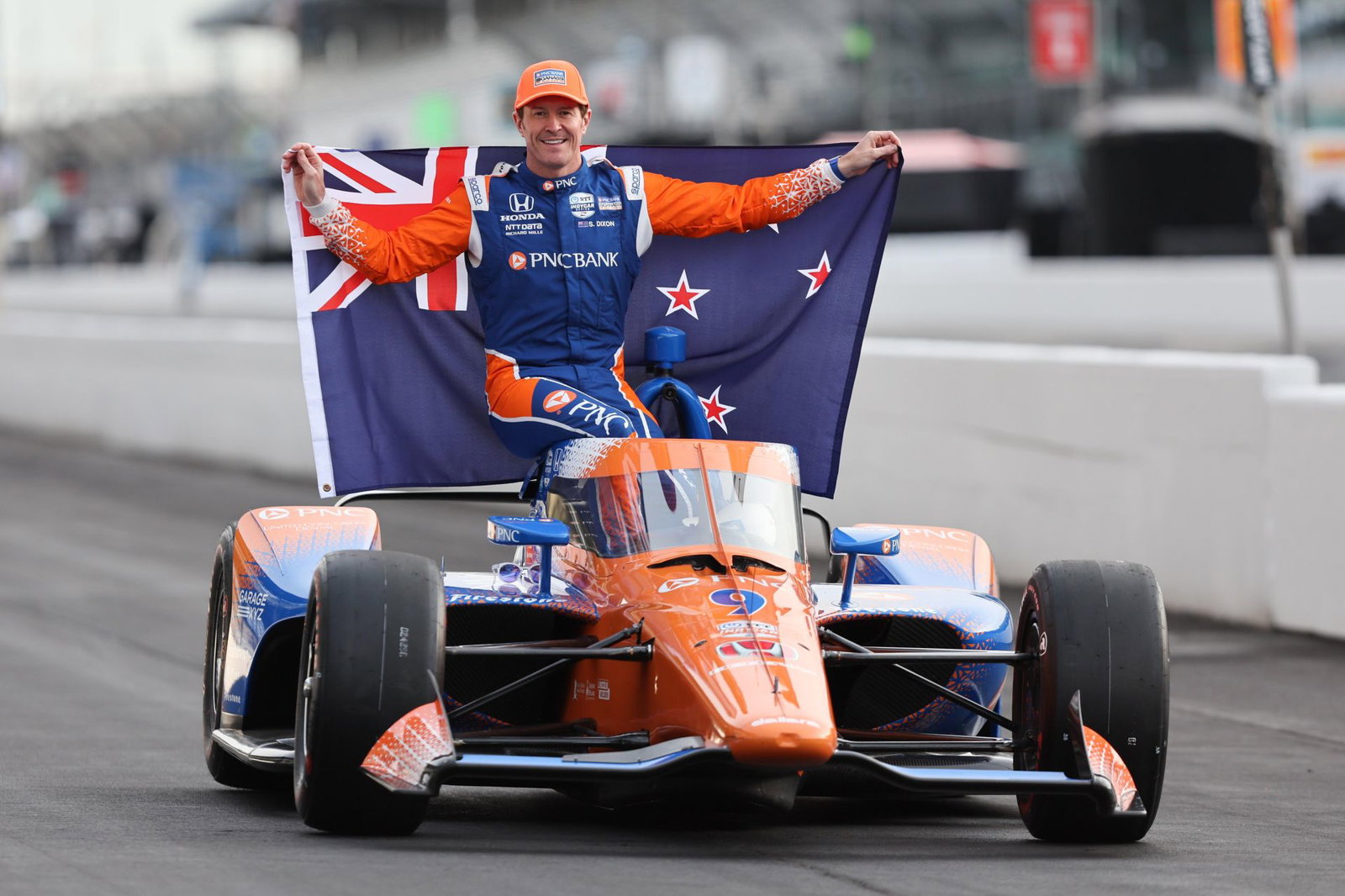 INDYCAR di Laguna Seca: Five Drivers, Two Teams Battle for Season Championship pada hari Minggu