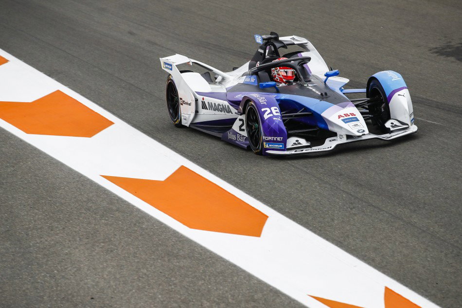 Mahindra first team to commit to Formula E Gen3 era