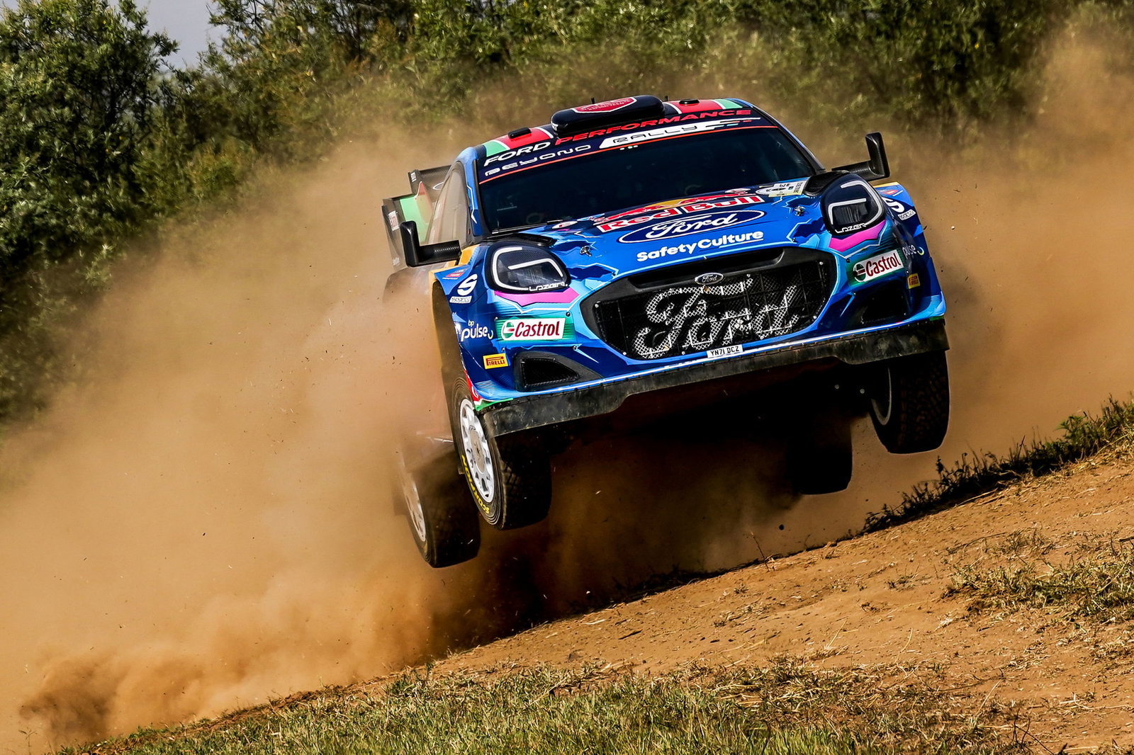 Rovanpera menyelesaikan penggeledahan Safari Rally tercepat saat saingannya mendapat masalah