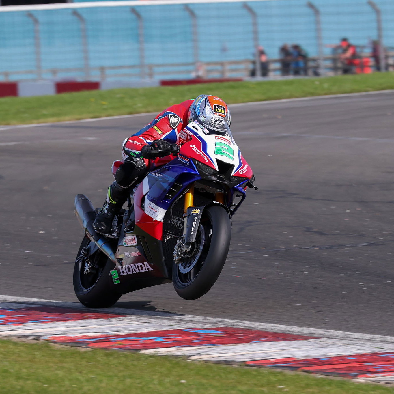 British Superbikes, Cadwell Park: Nesbitt “sangat bersemangat” setelah naik podium balapan pertama