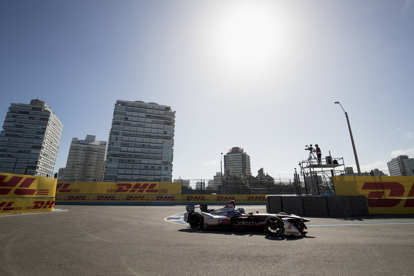 Di Grassi lowers pace in Formula E Punta del Este FP2 