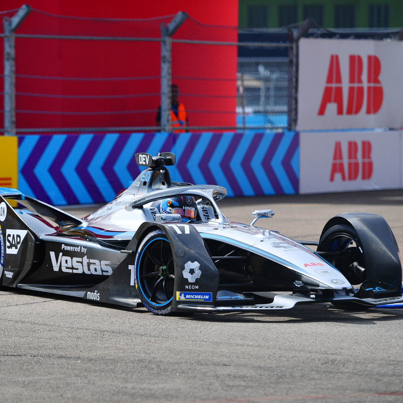 Daniel Abt mengamankan kembalinya Formula E dengan NIO setelah kapak Audi