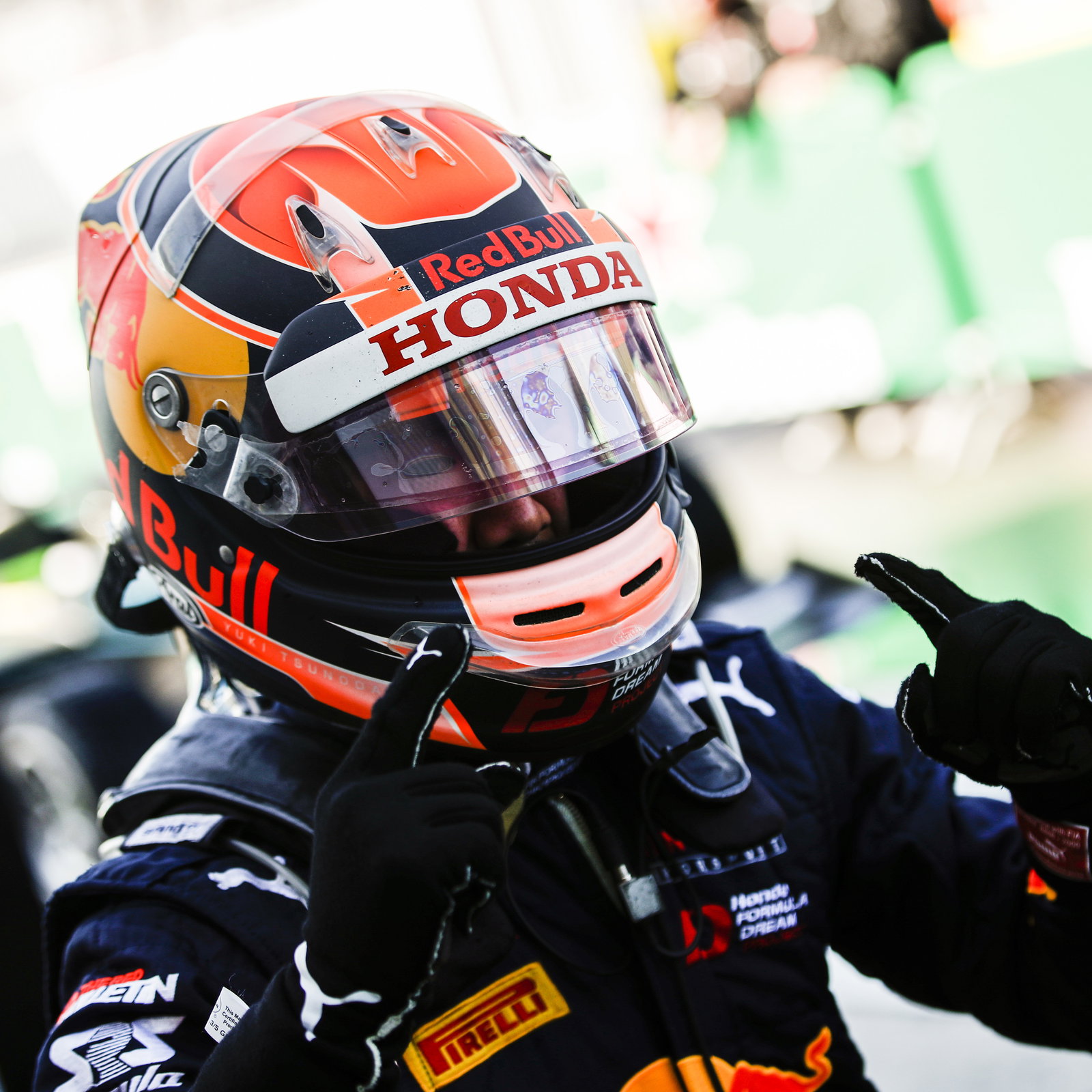 Dan Ticktum mengambil tiang sementara GP Makau di depan rival F3 Ilott