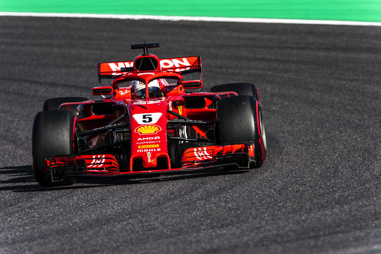 Leclerc hits out at 'stupid' Magnussen after ‘dangerous’ move