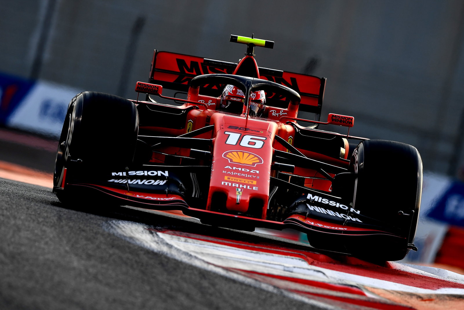 Grosjean bingung dengan mobil Haas yang 'bloody undriveable'