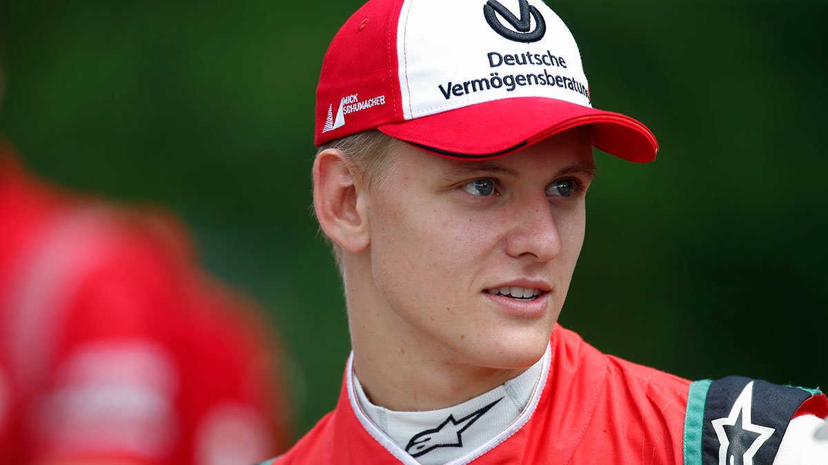 Renault: ‘Imperfect’ regs won’t make ‘massive difference’ to racing