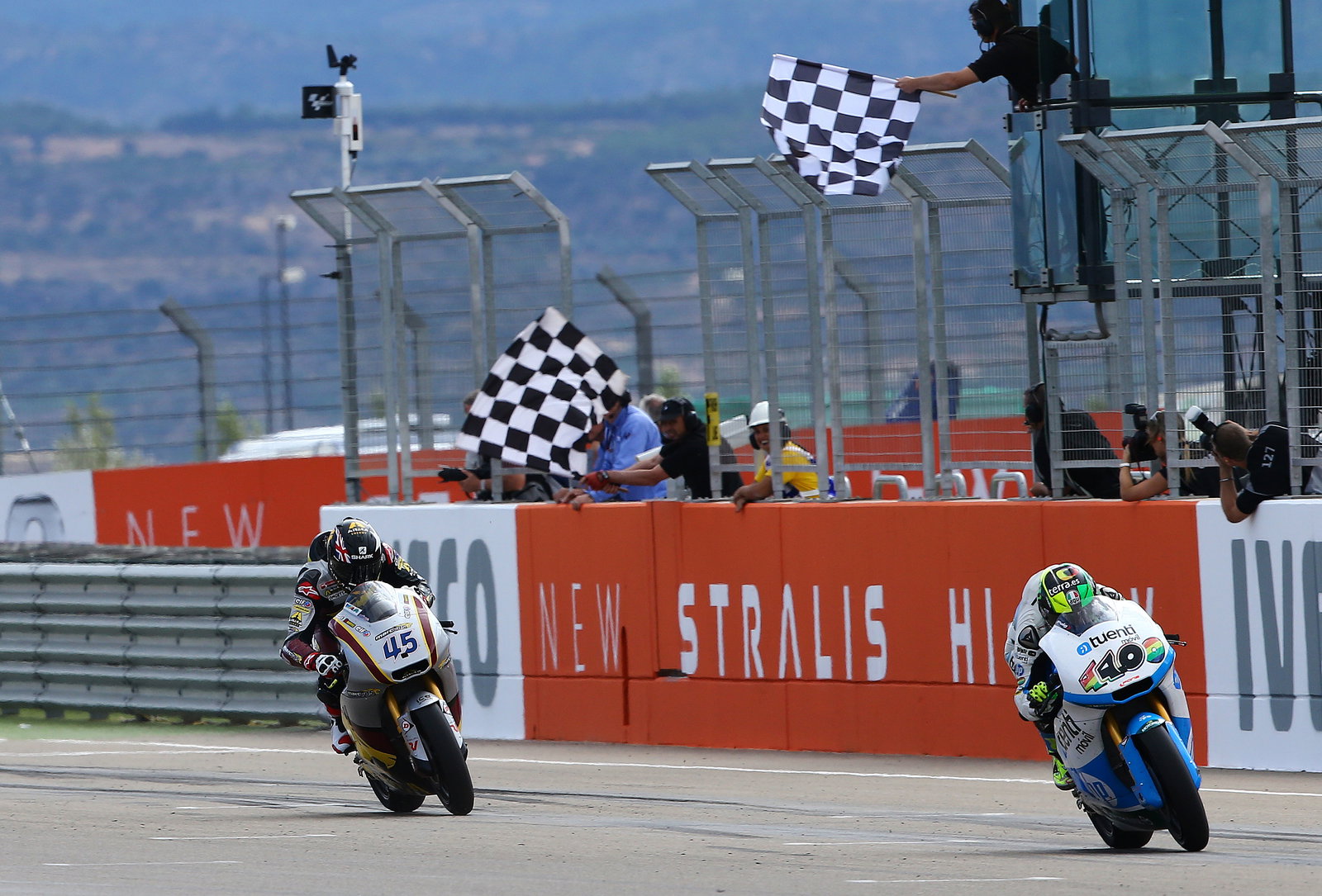 Suzuki: Menciptakan pebalap top di Rins, kunci kerja uji Guintoli