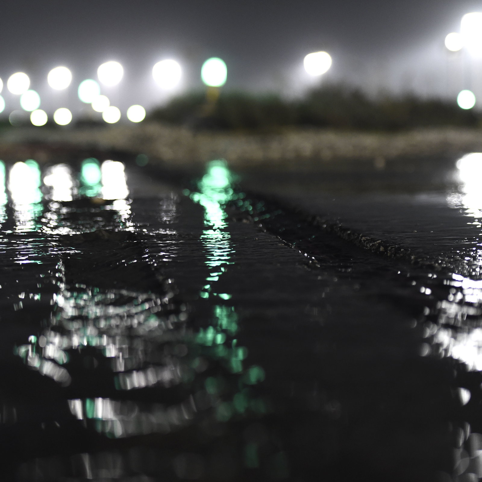 Capirossi re-injures right shoulder