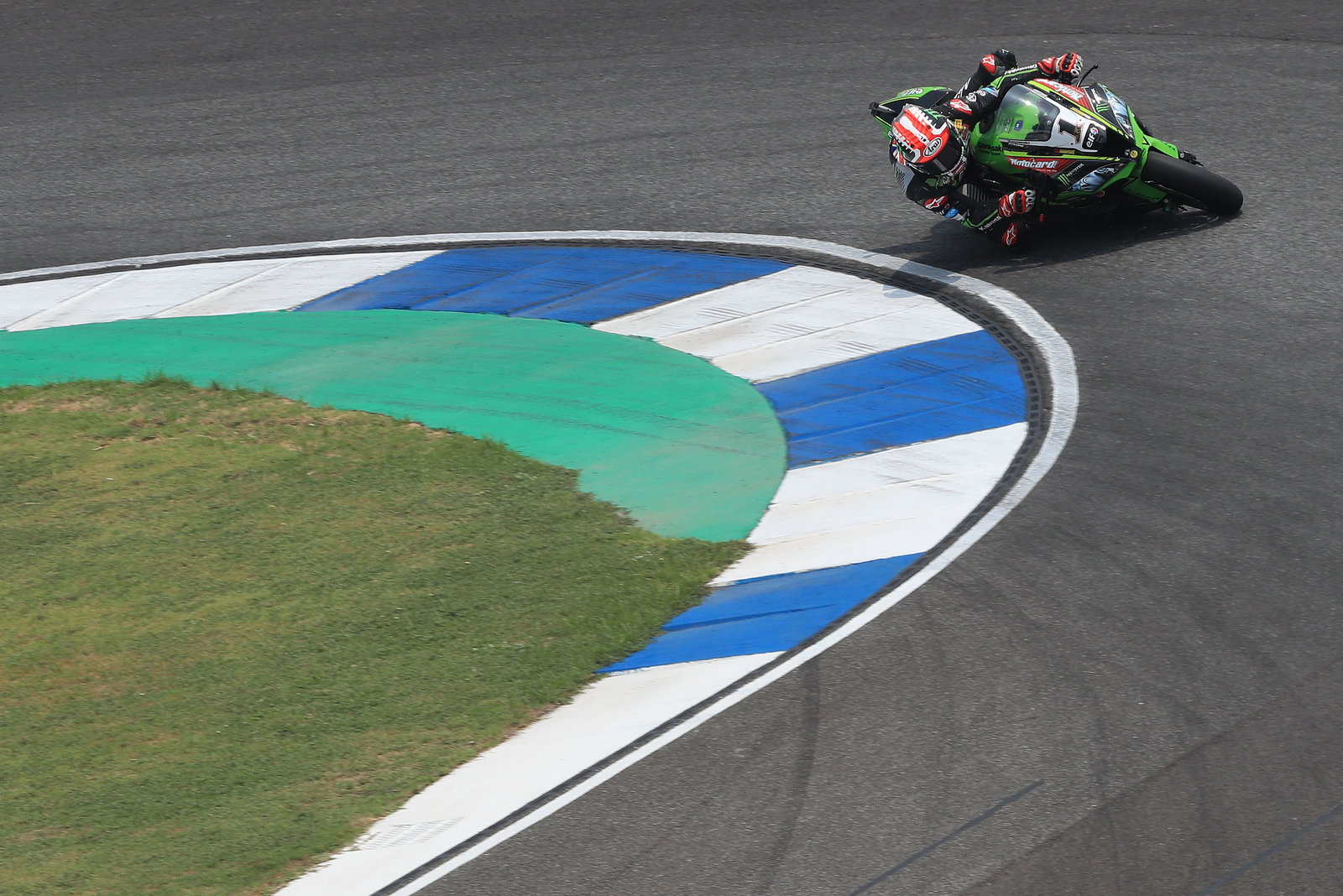 Laverty leads Camier as pace steps up