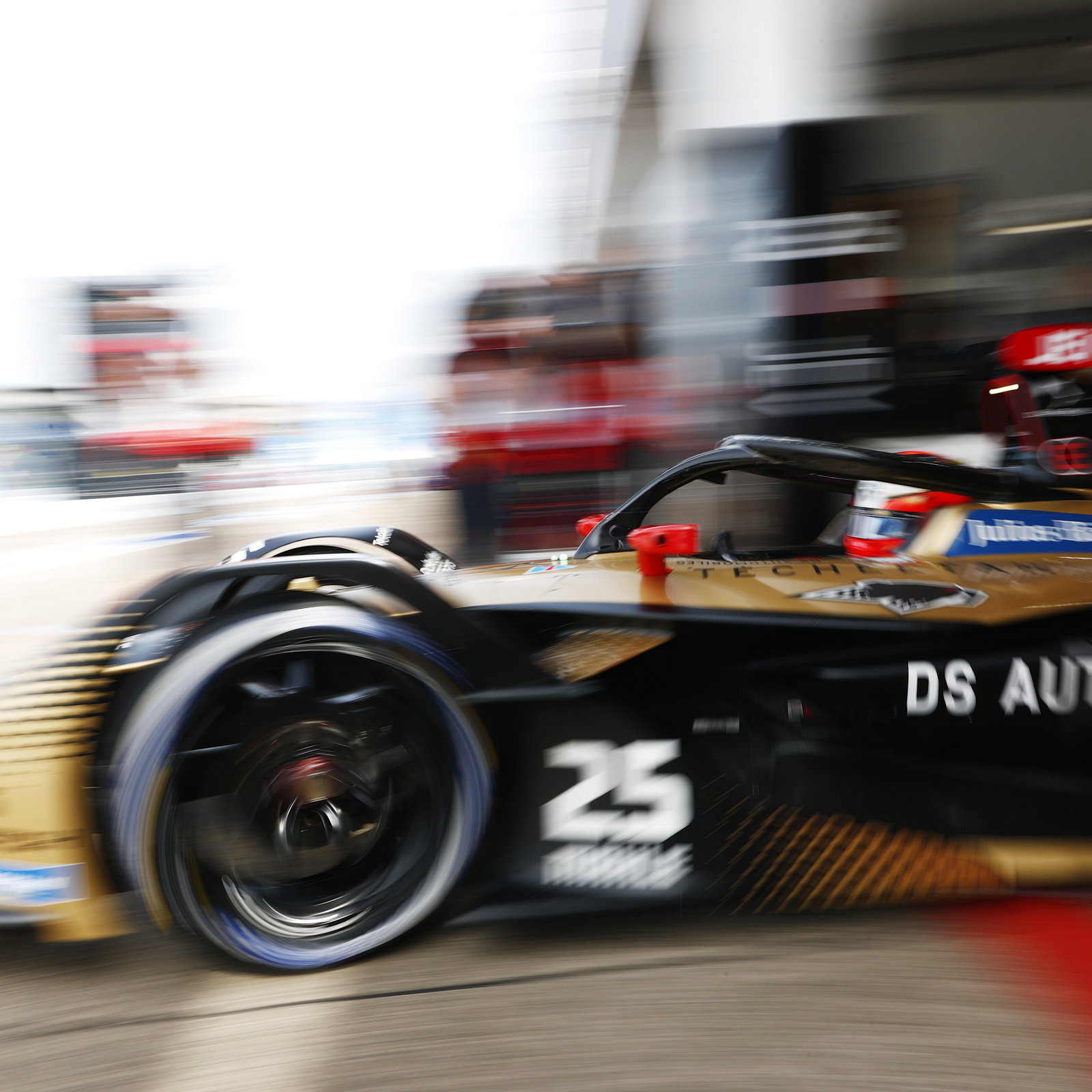 Techeetah secures front row lockout with Vergne on pole in Berlin