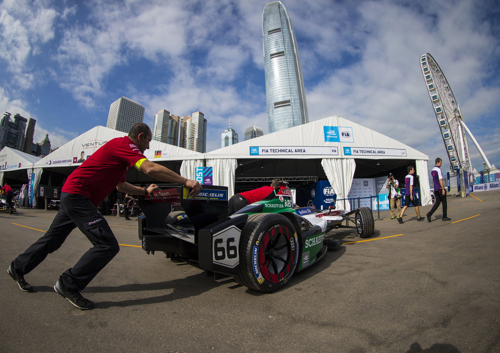 Vergne spins his way to Formula E pole for Hong Kong opener