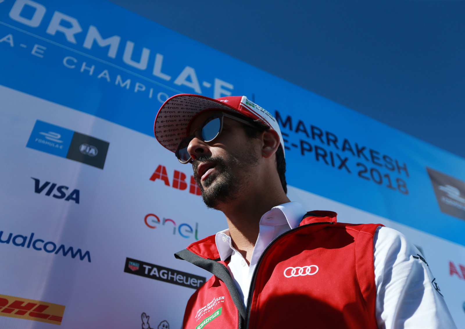 VIDEO: Ginetta LMP1 melakukan penggeledahan di bandara Leeds East