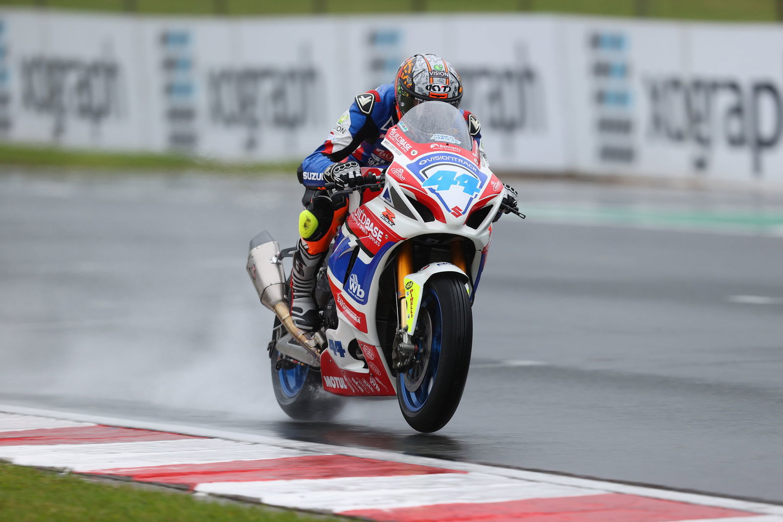 British Superbike: Mackenzie takes ten point lead into final round at Brands