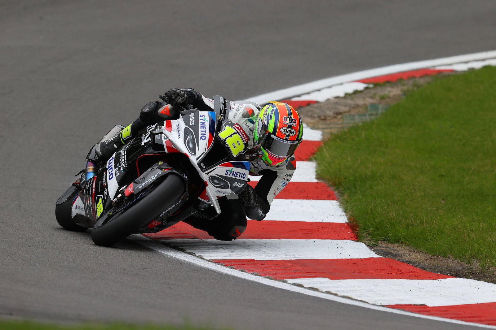 BSB: Thruxton ‘so fast and flowing, suits the R1’ - Mackenzie