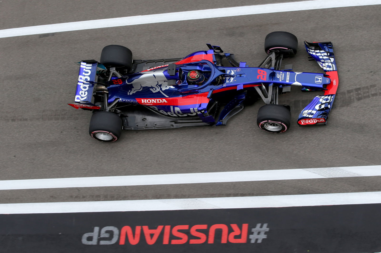 Kvyat seals shock F1 return with Toro Rosso for 2019