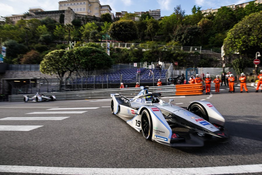 Vergne di tiang Monaco E-Prix Formula E setelah penalti Rowland