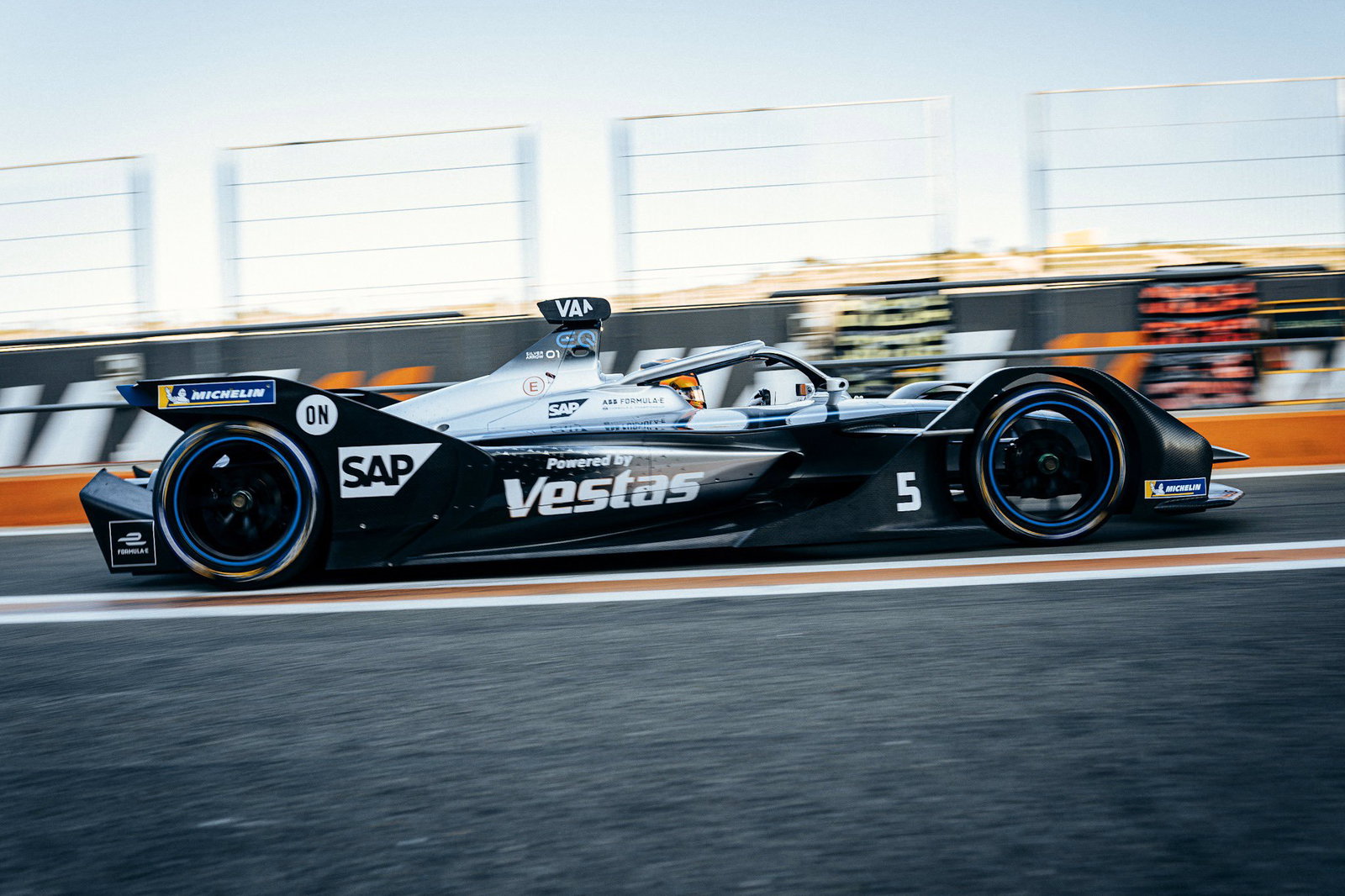 NIO retains Turvey, signs Ma for 2019/20 Formula E season